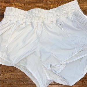 Lululemon White Reflective Hotty Hot 2.5 Shorts